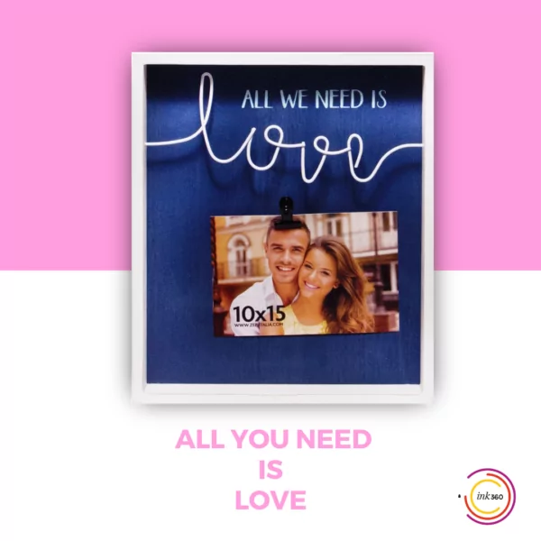 Cornice All You need is Love